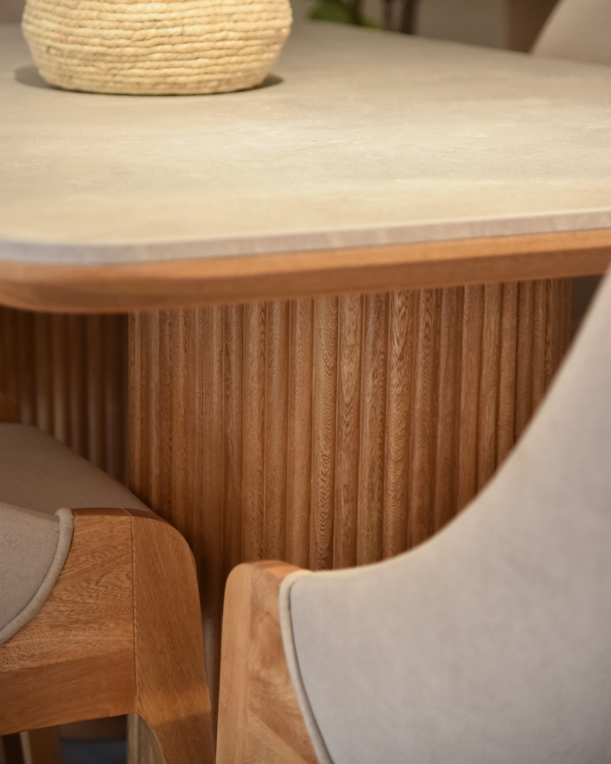 Comedor Opalo con Base Bell