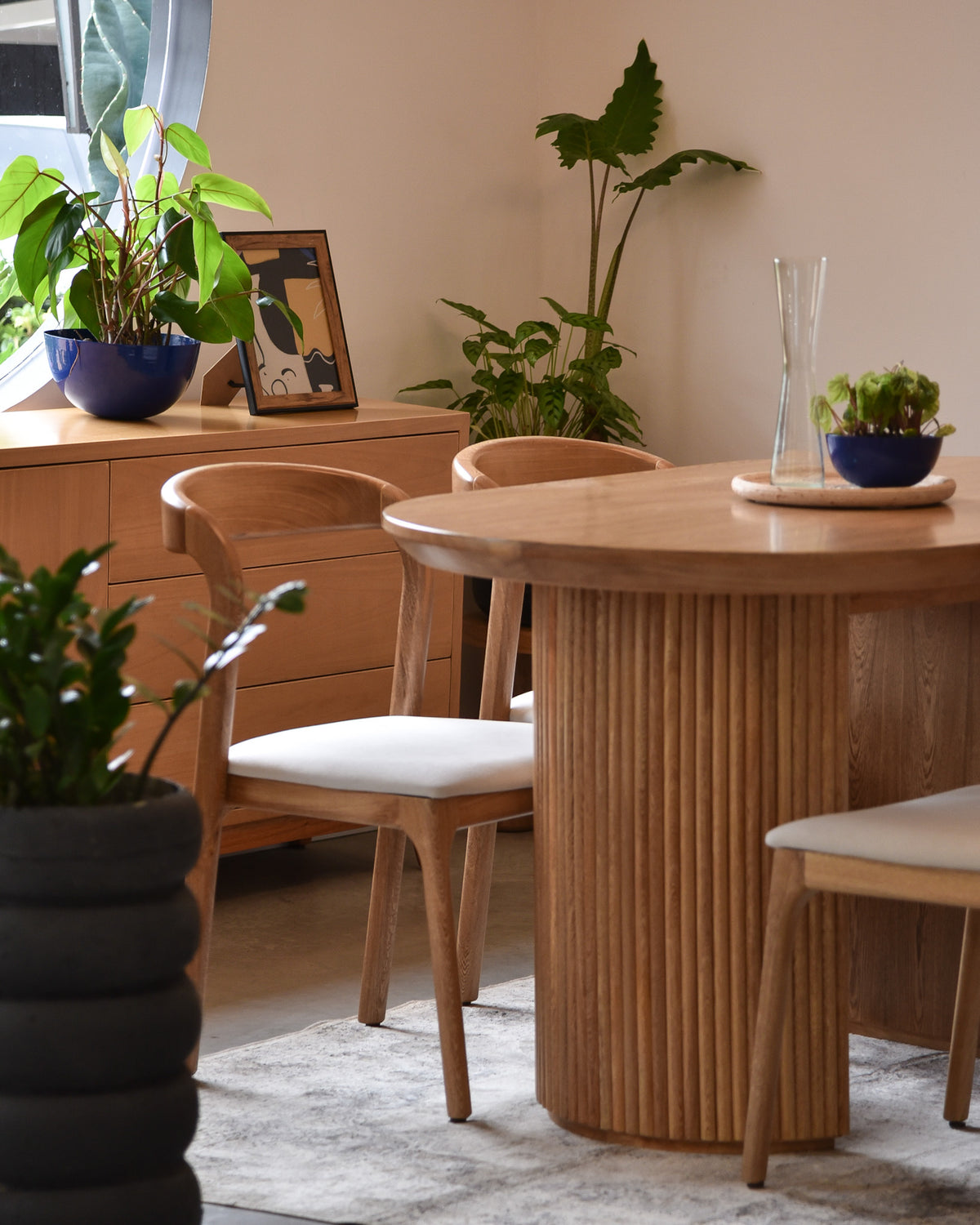 Comedor Panton Base Ovalada