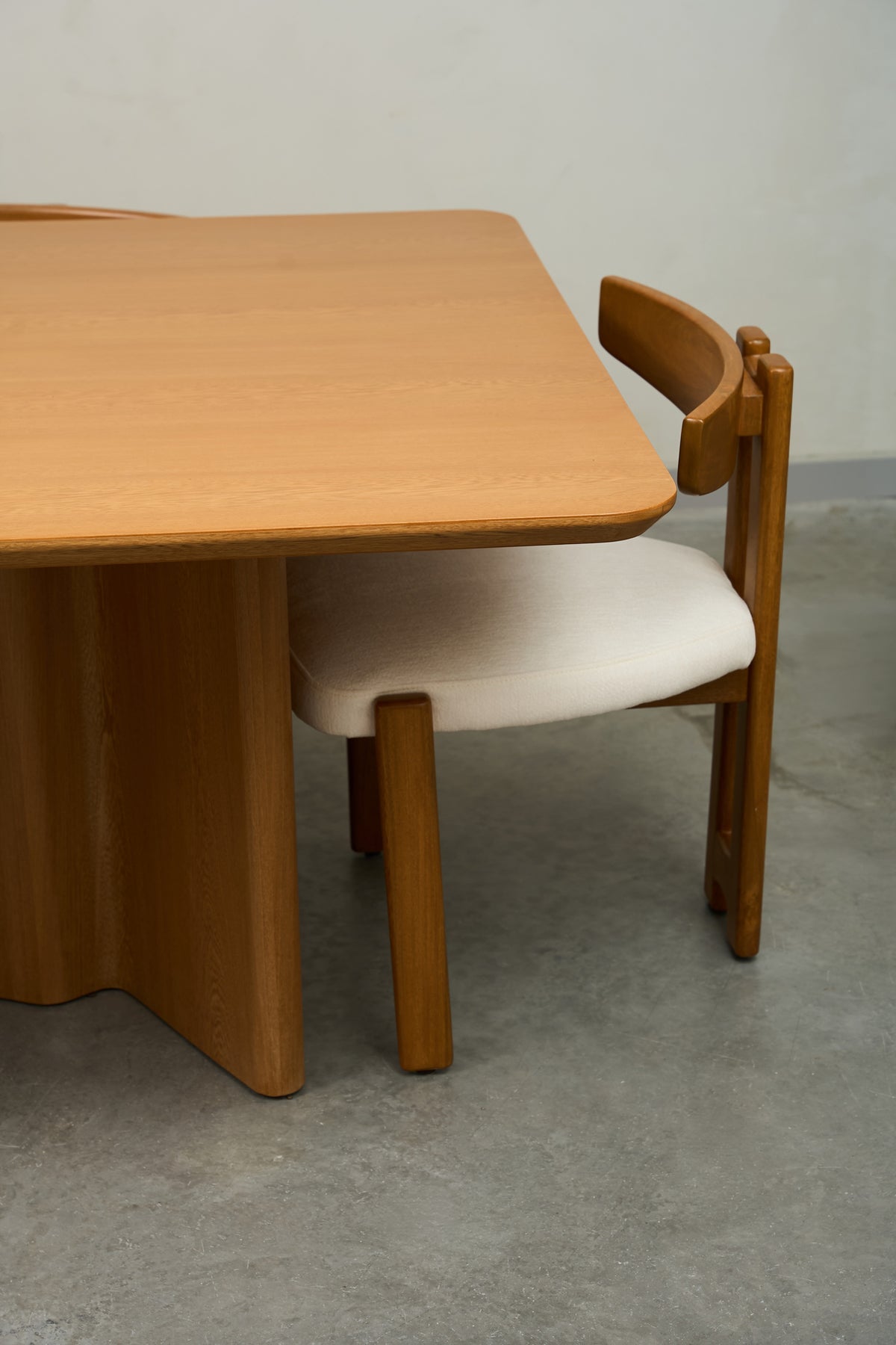 Base de Comedor Grondy