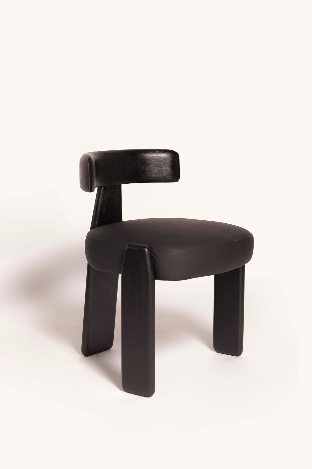 Silla Ainoa-1